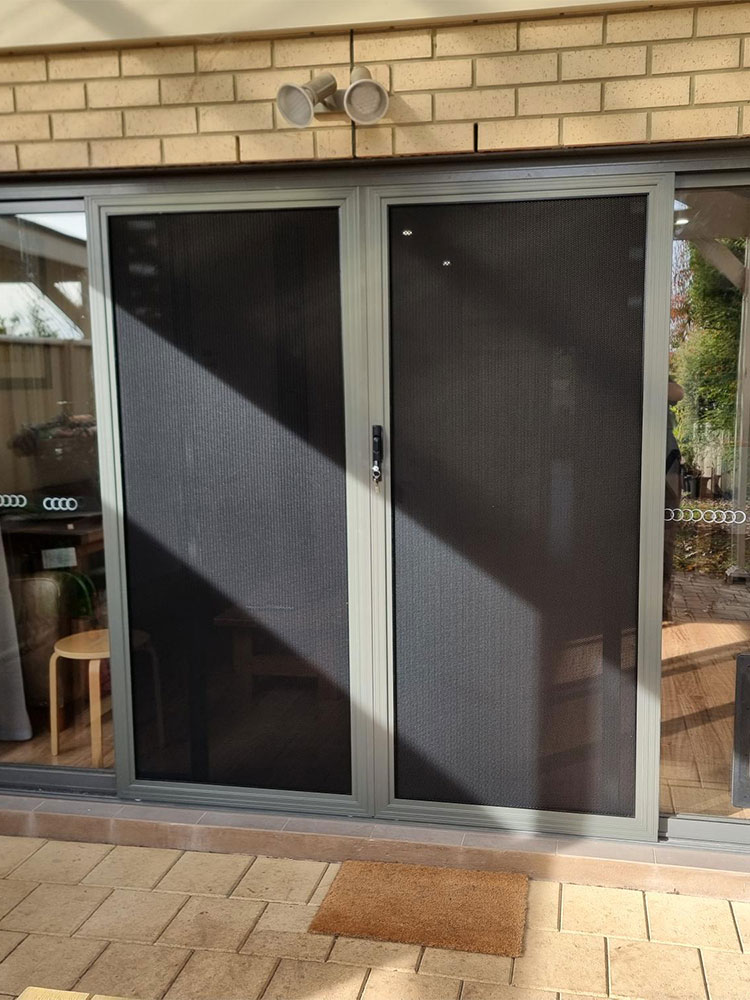 Black mesh flyscreen install